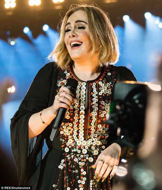 10 Reasons Why We Love Adele